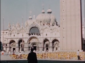 Venice: Gondola Rides, Canals & Doge's Palace - Italian Landmark Tour