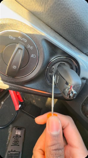 Allen’s Locksmith LLC 🇯🇲 on Instagram: "#porsche #boxster #keyprogramming ✅🔥 Call Text or DM for a free quote ✅✅ 240-330-0681 #dmvlocksmith #dmv #locksmith #lostkeys #key #newkey #programmed #keyfob #keycutting #porscheboxster #porschemacan #porschecayman #porschecayenne #porschepanamera #porsche911"