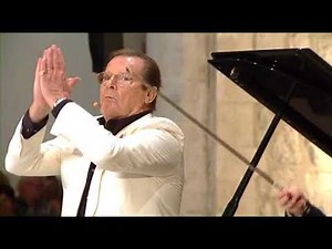 "Moore" Alla Molto Turca- Igudesman & Joo with Roger Moo7e