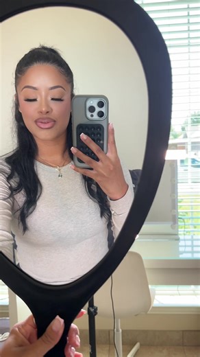 Getting Ready for the Chris Brown Concert: Makeup Tutorial