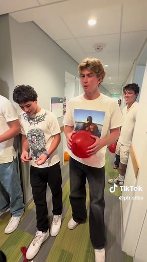 Pop the Balloon: Fun College Dorm Challenge