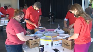 'Bright moment in what can be a really devastating or tough situation' | Jeff Gordon Foundation teams up with Crayon Initiative to give back