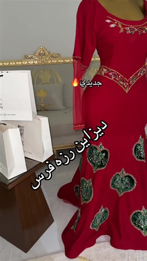 ‏#fyp #فستان #الشعب_الصيني_ماله_حل😂😂 #فساتين_سهره #فساتين