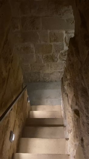 🌿 **Transformative Healing in the Surround Sounds of the Cave** 🌿 At Mulberries Boutique Hotel Spa, we invite you to experience a unique massage journey enhanced by the tranquil ambiance of our underground cave. Amy specializes in chakra balancing using tuning forks, which emit specific sound frequencies that resonate with your body’s energy centers. This technique promotes emotional and physical healing by restoring balance and harmony within. The vibrations from the tuning forks not only hel