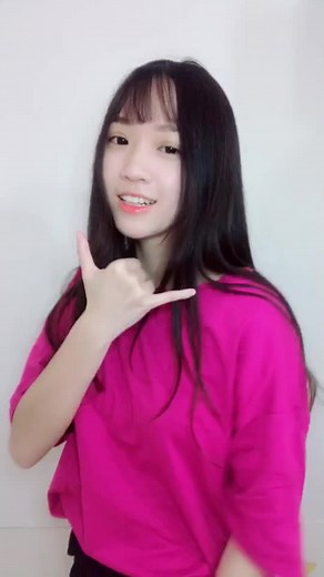 Expressive Hand Gestures for Communication