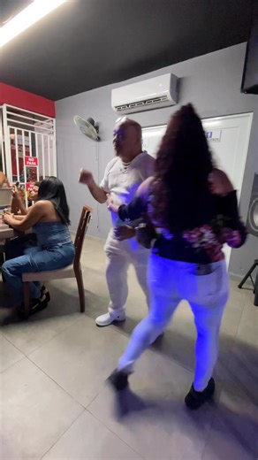 Cumpleaños De Chino🍻En Lidia Donde Mejor Se Pasa 🎶🖤🎼 Y Los Problemas Y Bochiches Me Los Dejas En Tu Casa, De Amor No Se Vive Y Mucho Menos Se Pagan Las Deudas…. | Anibal Rodriguez Anel