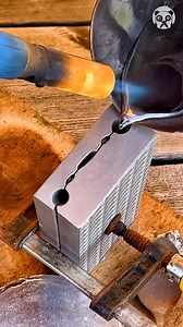 How to make fishing leads Partner: turnoniceland TT: https://www.tiktok.com/@turnoniceland | Bored Panda Art