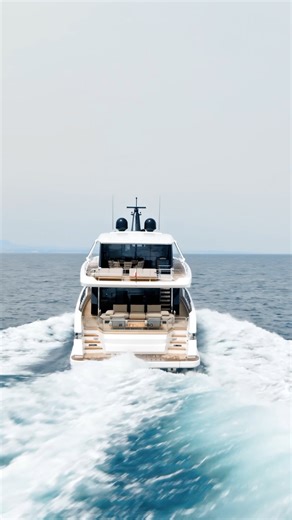 A unique style, unmistakable from the very first glance. #INFYNITO90 #INFYNITO #FurtherThanYouCanSea #FerrettiGroup #KeepBuildingDreams #ProudToBeItalian 🇮🇹 #MadeInItaly #FerrettiYachts #FerrettiYachtsINFYNITO90 #FYINFYNITO90 | Ferretti Yachts