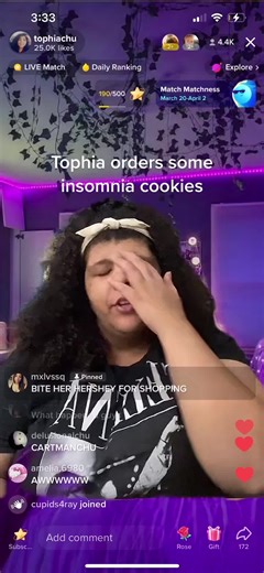 Tophia's Insomnia Cookies Review