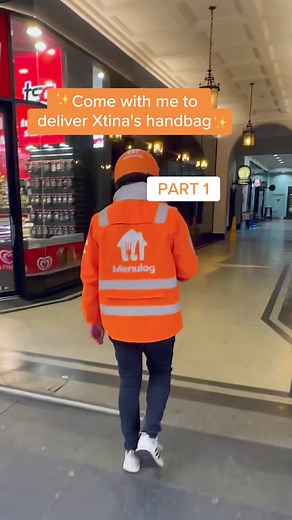 Special Delivery to Christina Aguilera | Menulog Ad