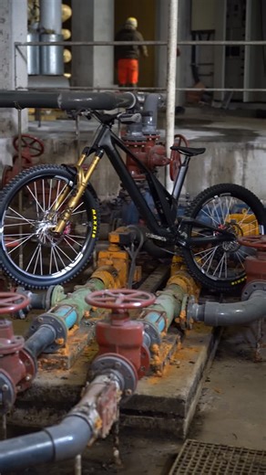 Michael Rieger | Hall of Frame on Instagram: "Live Reel Shooting at Hall of Frame 🎬 No script. Just vibes."