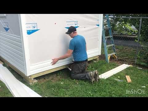 Installing Starter Strip and Vinyl Siding