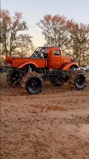 Bootlegger Mega Chevy heads to Starting Line!