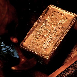 8.3K views · 241 reactions | Time to shine.✨ Dig into every episode of #GoldRush on discovery+ — launching on January 4. Sign up for updates at discoveryplus.com and learn more at discoverypl.us/2JAb1sj #discoveryplus | Gold Rush | Facebook