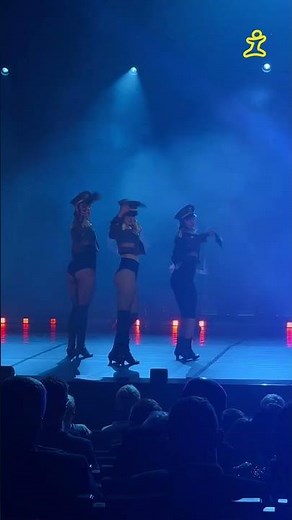 Jiří Korn zazářil během večera sportovců Kladna písní “Miss Moskva” ✨