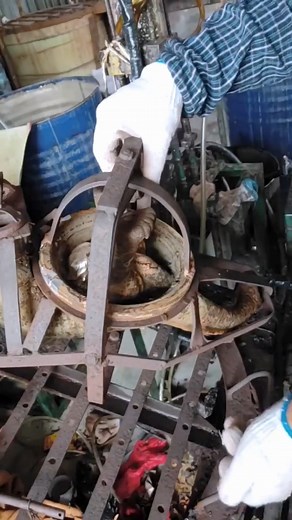 13K views · 52 reactions | The process of making silicone inflatable products Good tools and machinery make work easy #mechanic #auto #mechanicsteve #inspiring #motivation #handwashchallenge #mechaniclife | BlackLady Tarot | Facebook