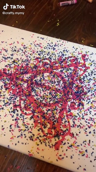 Creative Crayon Canvas Craft Tutorial