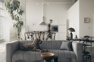 Koret Lofts: Live in a stunning penthouse loft in an iconic 1909 Gastown warehouse | REW | The Guide