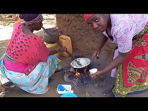 African Village Life//Cooking Village Food(using Cow Dung)
