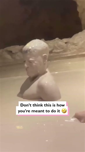 I took my boyfriend to a mud bath #shorts #mud #shortsfeed #bath #boyfriend