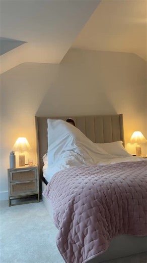 14 reactions | The gift that gives golden glow Indulge in a caramel-scented escape with three drenched-in-glow essentials ✨ Including our EXCLUSIVE Caramel Vacay Body Oil, found only in this set | Give Me Cosmetics | Facebook