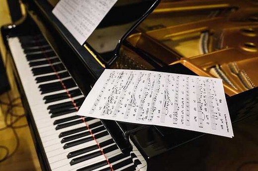 Types Of Pianos? We Count Over 15! Every Piano Type Explained!