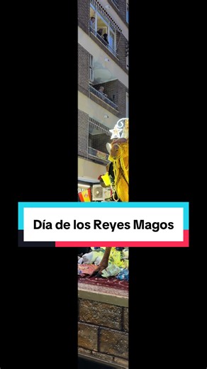#spain #tiktok #torrevieja #winter2026 The Feast of the Three Kings (Día de los Reyes Magos) is celebrated in on January 6 and is the main gift-giving day for children, when the Magi Melchior, Gaspar and Balthazar bring gifts following the star to the baby Jesus. El Día de los Reyes Magos se celebra en España el 6 de enero y es el principal día de regalos para los niños, cuando los Reyes Magos Melchor, Gaspar y Baltasar traen regalos siguiendo la estrella al niño Jesús.