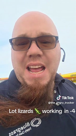 Lot lizards working in -4 #Prime #cdllife #roadlife