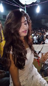 4.2M views · 3.9K reactions | Hindi +Bhojpuri Song Desi Dance | Hindi +Bhojpuri Song Desi Dnce | Facebook