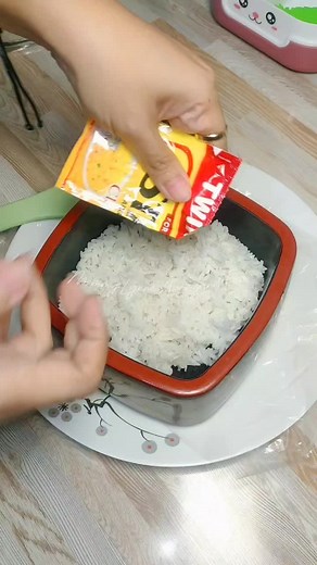 Emoji Theme Bento Box Lunch Ideas