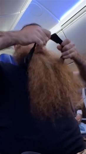 How I deal with having a massive beard 🧔‍♂️🥤 | Lessons Learned In Life