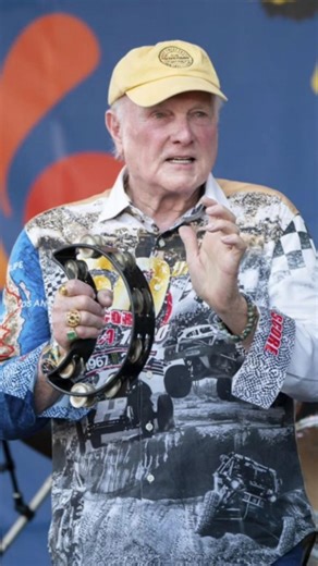 Mike Love 15/03/41 #mikelove #thebeachboys #music #musica #rock #surfrock #rocklegend #musiclegend