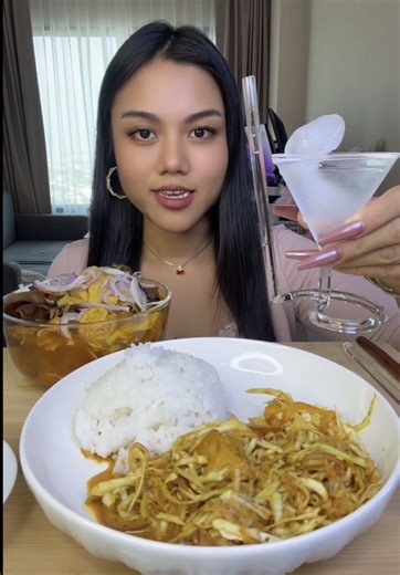 ကြာဇံချက်နဲ့ ရှောက်သီးသုပ်စားချင်တဲ့ စားသုံးမှု