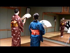 "Sakura sakura" traditional fan dance