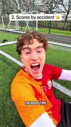 HOW DIFFERENT PLAYERS SCORE OPEN GOALS 🥅 #soccer