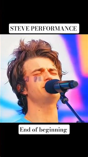 STEVE STAGE PERFORMANCE 🥺🫂♥️ | #strangerthings #steveharrington #dustinhenderson #shortsfeed #king
