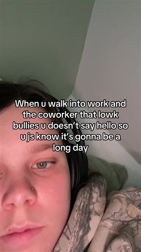 Navigating Workplace Coworker Dynamics