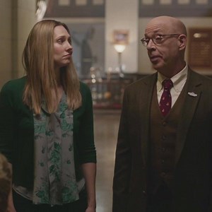 Getting a little too close for comfort with a big cat? Seen it. Covered it. | Farmers Insurance