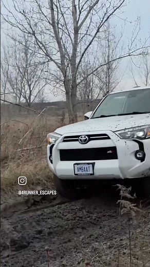 On Muds with stock 4runner... #4runner #offroad #canada #adventure #toyota4runner#canadamallu