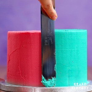 4.4M views · 10K reactions | Impress everyone with these decorating cake hacks! 勞 | Craft Factory | Facebook