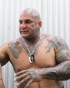 5.3M views · 5.2K reactions | EX prisoner gets challenged to do push ups #prisonworkout #calesthenics #workout | Big SC Boy | Facebook