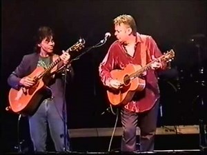 Tommy and Phil Emmanuel playing "The Ashokan Farewell" in France,2001.