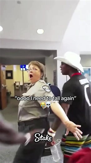 Funny Granny 😭 #funny #granny #hilarious #trynottolaugh #fyp | funny granny