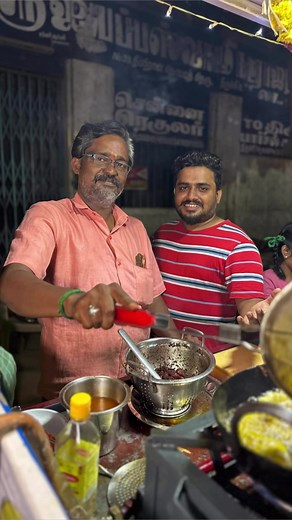 Follow @niks_food_vlog for more updates 💥 🌍 Type “ Sri Ayyappaswamy Lorry Service , Trichy“ in google maps 📍 Location: Nagercoil chicken , No. 39, Thippran Chotti Street, Tiruchirapalli, Landmark:, near Murgan Theater, Tiruchirappalli, 620008💰 price : 1. Chintamani chicken - 85₹ ( 150gms) 2. Chicken boneless - 80₹ (120gms)3. Leg piece -70₹ 4. Kadai - 90₹ #chicken65 #chickenbiryani #streetfood #chickengravy #trichy #trichytrends #trichyfoodblogger #trichypaiyan #trichygirls #trichymemes #tric