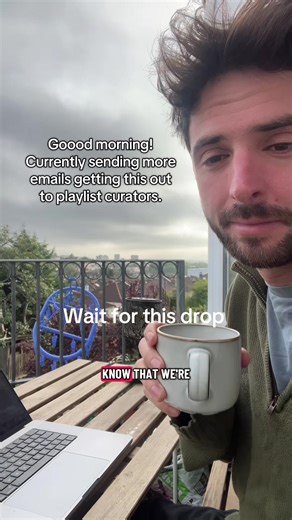 Posting this song a lot atm to get the sounds algorithm moving so streaming services playlist it.. #indiemusic #altrnb #originalmusic #originalsong