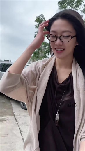 Yêu Chậm Rãi — Hướng Hàm Chi đang quay phim