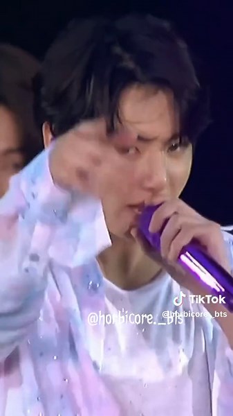 Exciting BTS Concert Highlights: Performers and Fans Unite