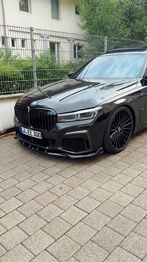 Explore the Luxury of BMW 750Li G12