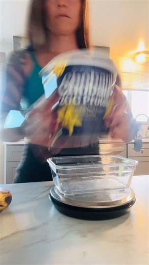 . A few reminders for those of you who may be struggling with your progress as you start your week. • Daily weight fluctuations are absolutely normal. Body fat loss in not linear. Your weight fluctuates daily due to hydration levels, sleep quality/consistency or lack there of, stress levels, menstrual cycles, training intensity, digestion & regularity, eating your last meal earlier or later than usual, etc. Stop worrying about the daily shifts. Start looking at weekly and monthly trends. • You d