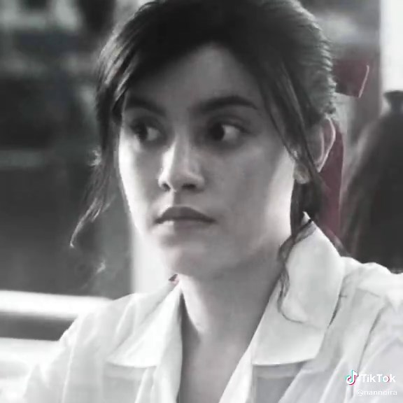 #yuri lowkey wanna get aib and gfn inspired nails. i need help #girlfromnowhere #yuriedit #gfnseason2 #gfn #gfnedit #chanyamcclory scp gwenpacks